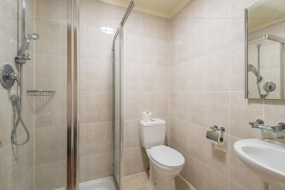 Viking Hotel Лондон Екстериор снимка