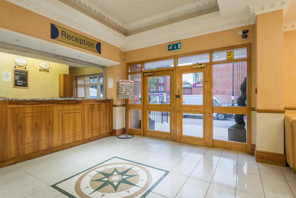 Viking Hotel Лондон Екстериор снимка