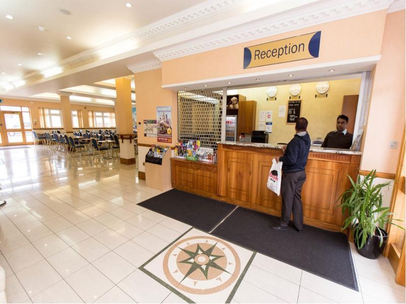 Viking Hotel Лондон Екстериор снимка