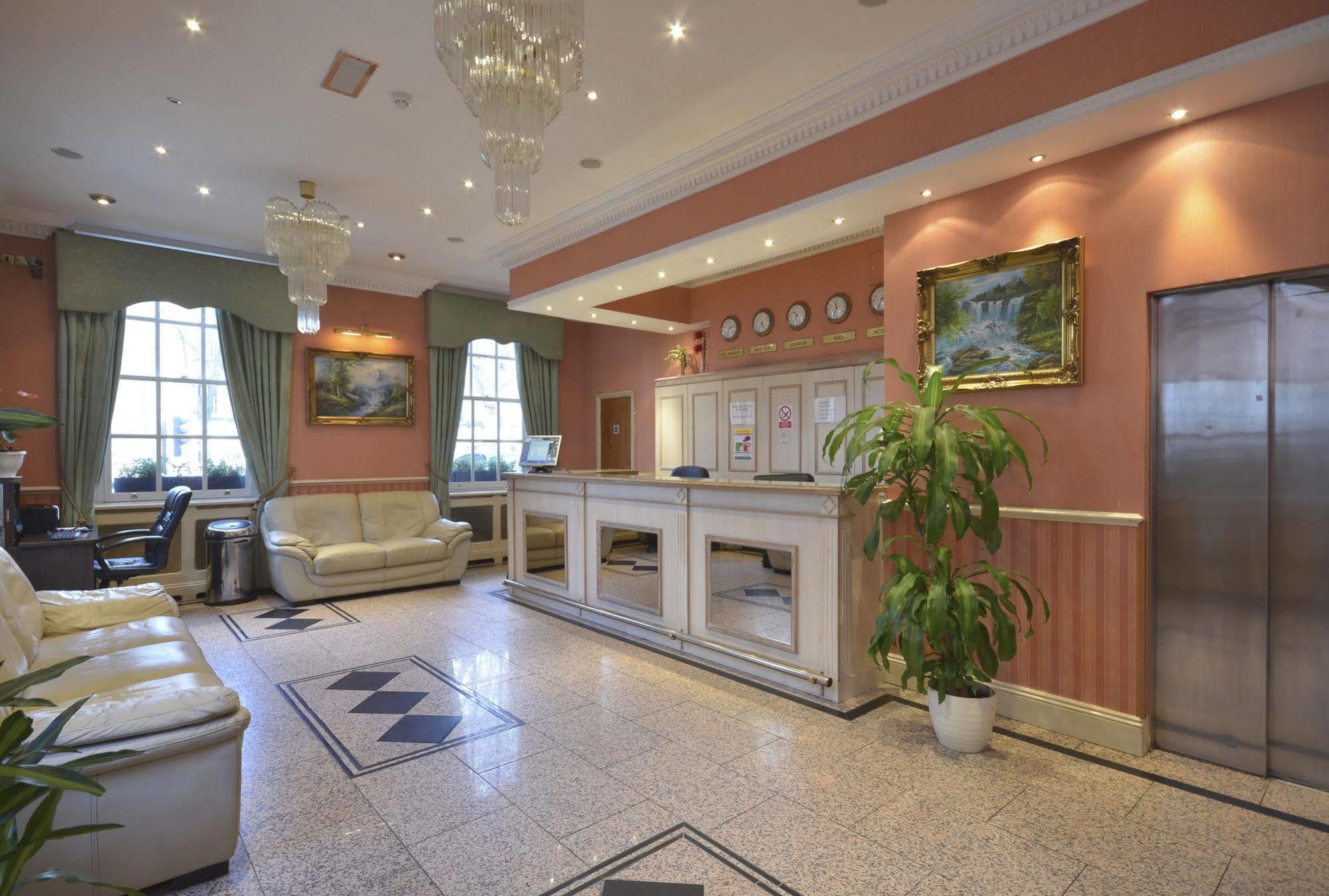 Viking Hotel Лондон Екстериор снимка